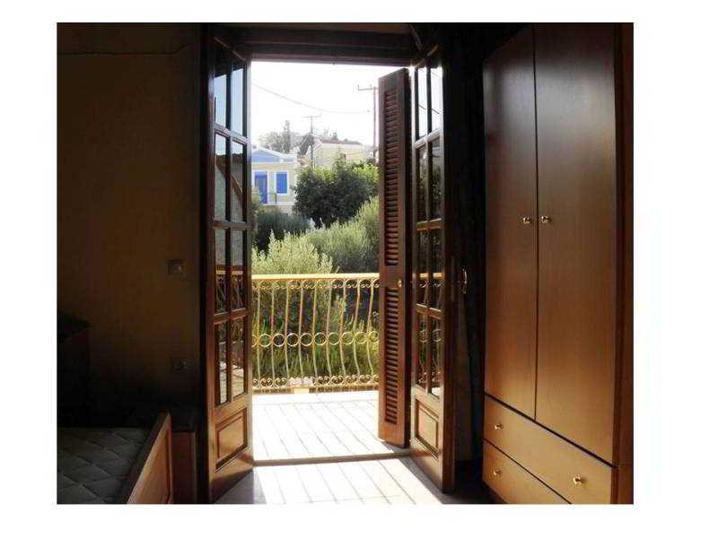 Villa Pinotsi Symi Exterior foto